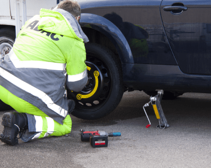 <p style="font-family: 'Poppins', sans-serif; font-weight: 700; font-size:24px;">TIRE CHANGE SERVICES</p>
